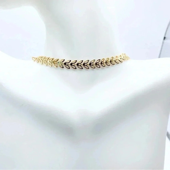 Leaves Choker 18k Gold Plated BEST SELLER - Picture 6 of 6